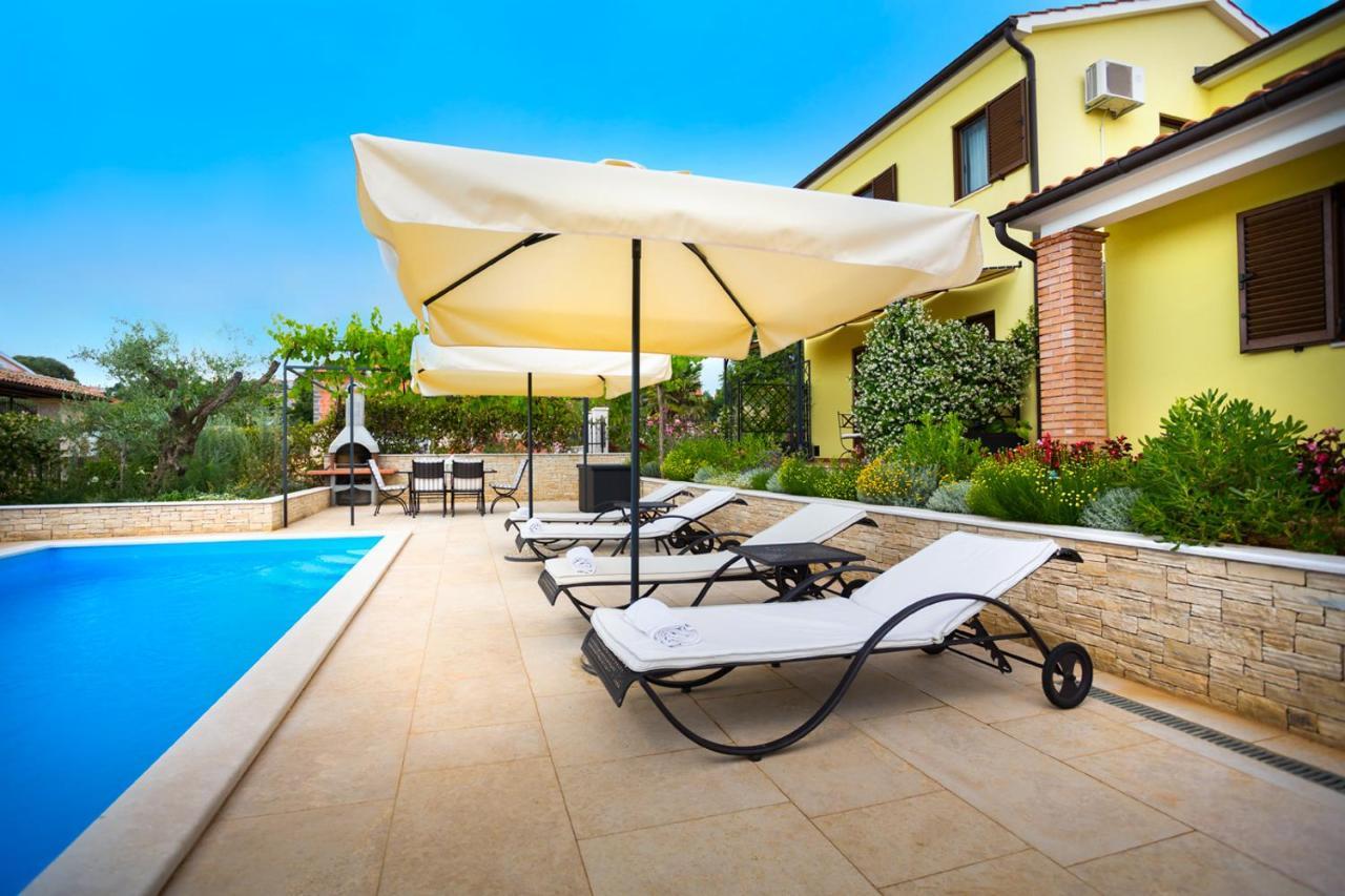 Apartmani Hrelja Labinci Экстерьер фото